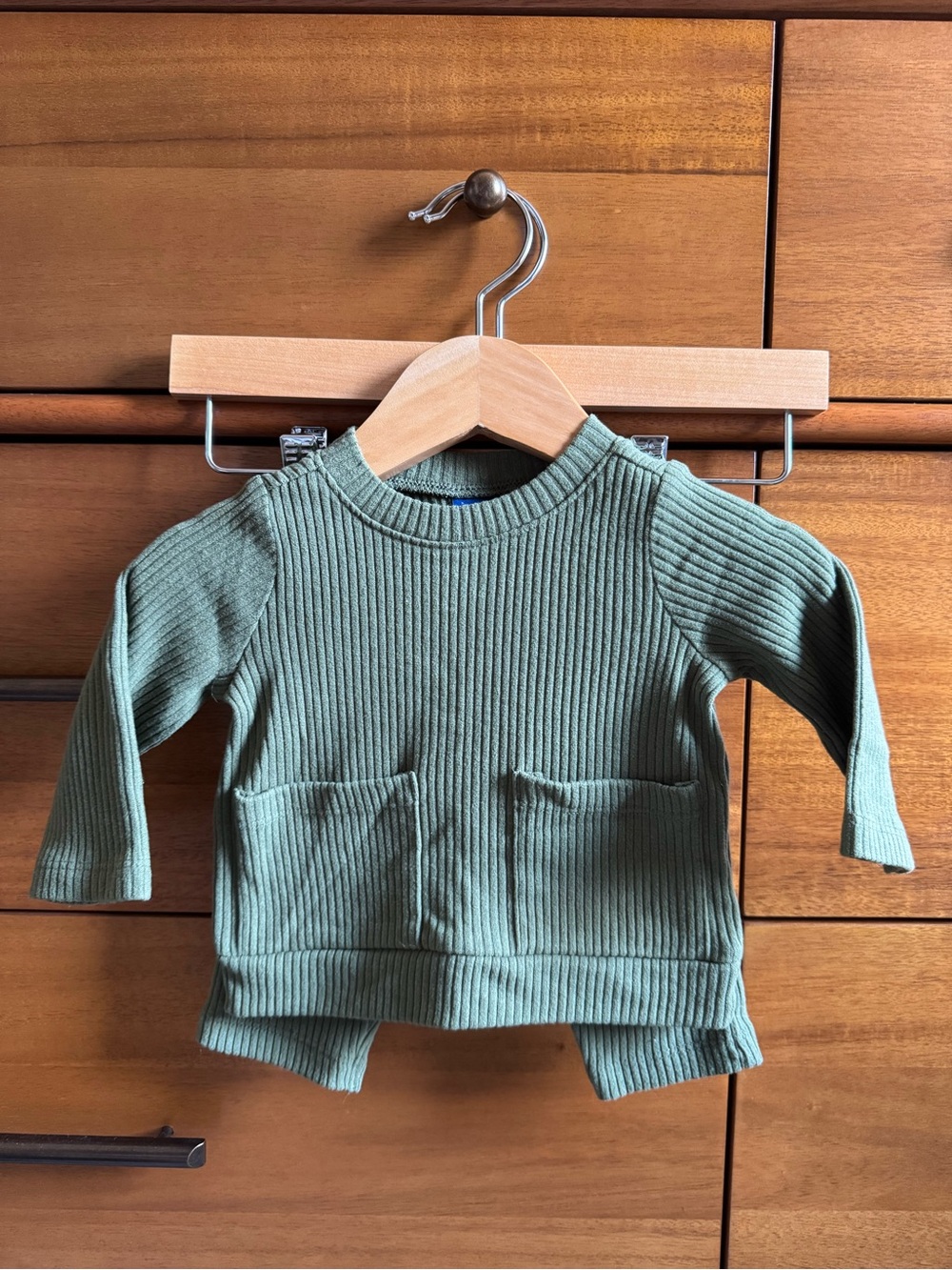 Ribbed Pocket Long-Sleeve Top & Bottom - Olive Green